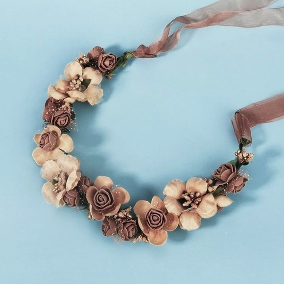 Flower headband - Picture 2 of 4